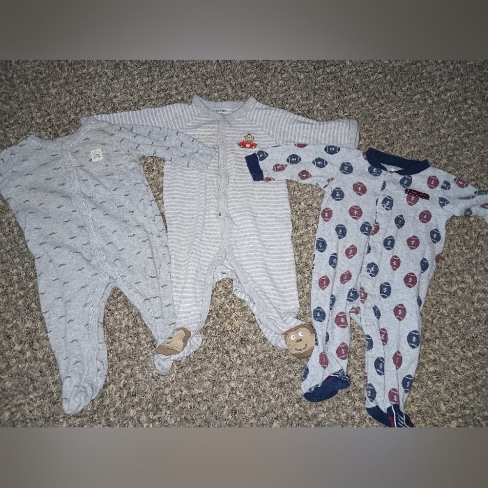 Three 6 months sleeprs